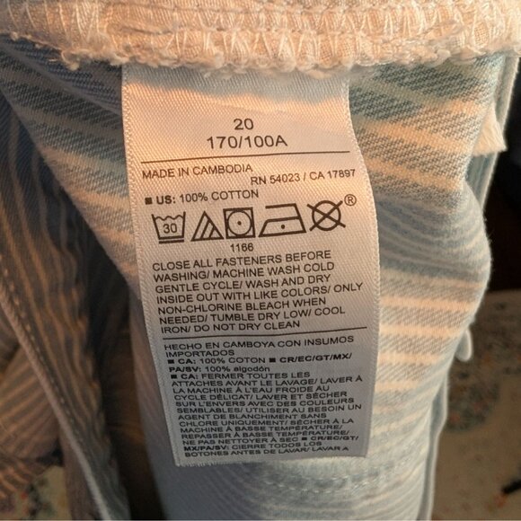 NWT Old Navy High-Waisted Striped Baggy Shorts 5-inch inseam Pinstripe Blue - 20 - Picture 6 of 7